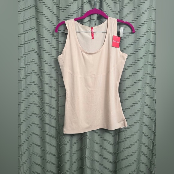 NEW SPANX Tan Women's Tank Top size L NWT 
Shapewear shaping tank top - Picture 1 of 8